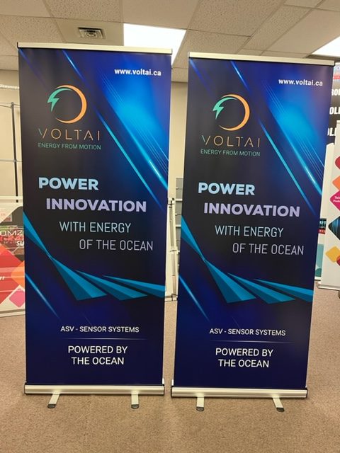 Retractable Banners Montreal rotated
