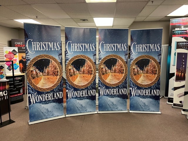 Roll Up Premium Christmas Wonderland